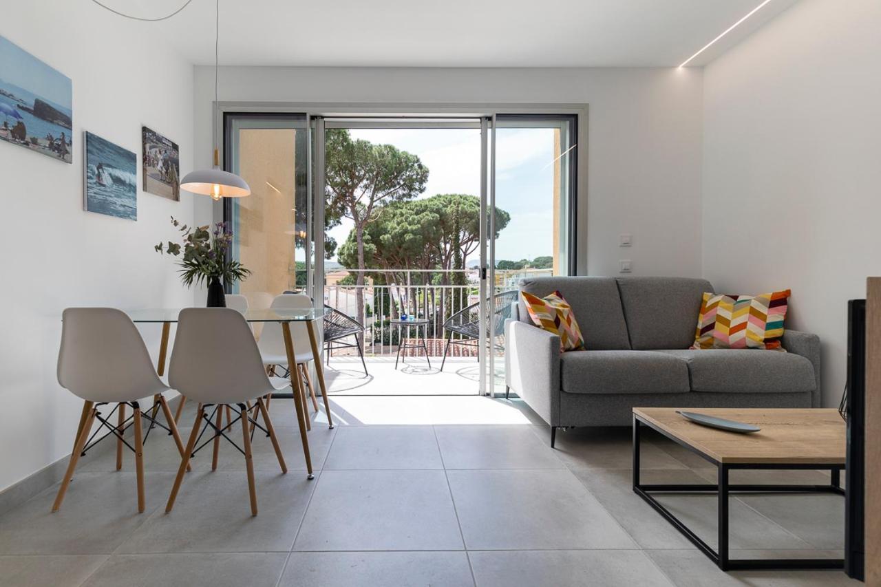 albana apartaments turístics L' Escala Exterior foto