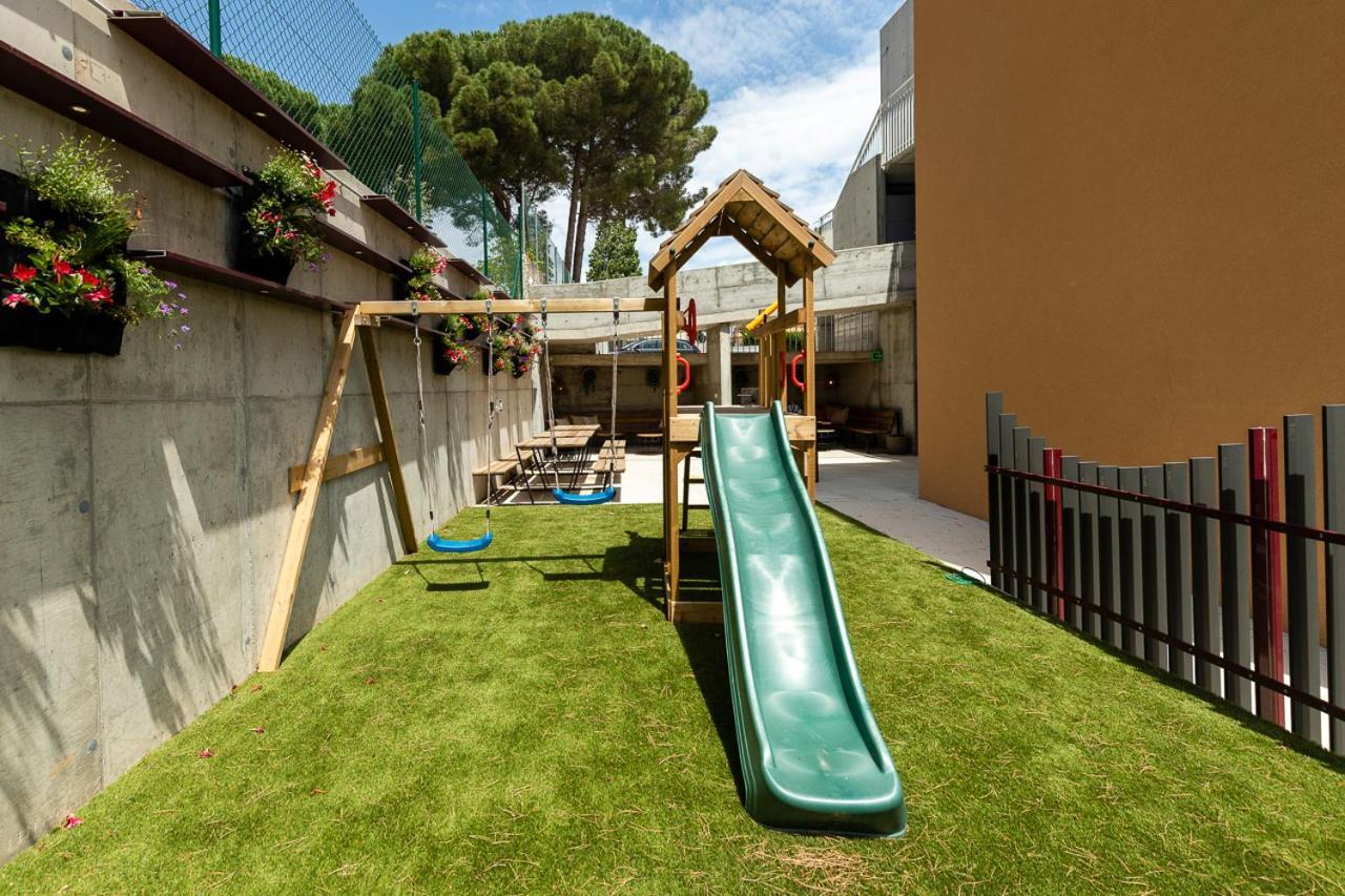 albana apartaments turístics L' Escala Exterior foto