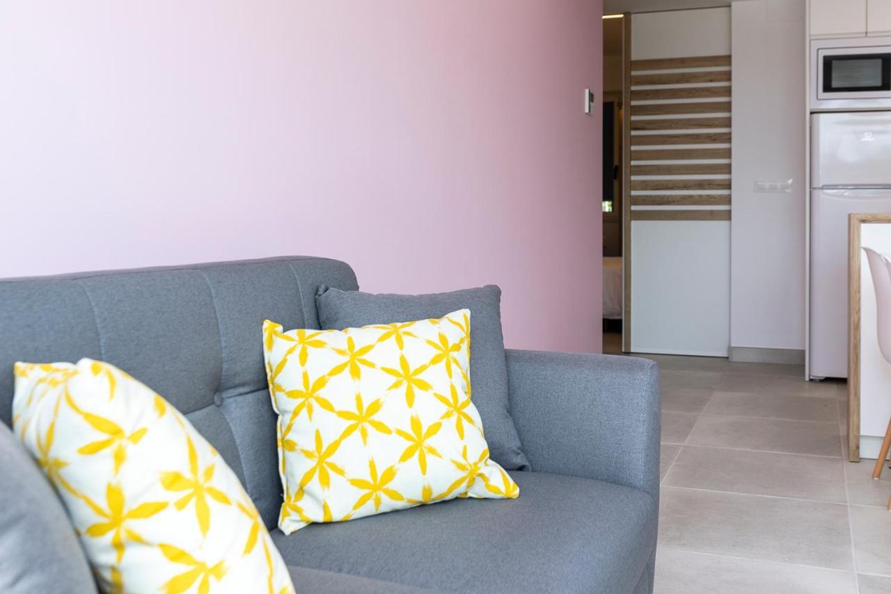 albana apartaments turístics L' Escala Exterior foto
