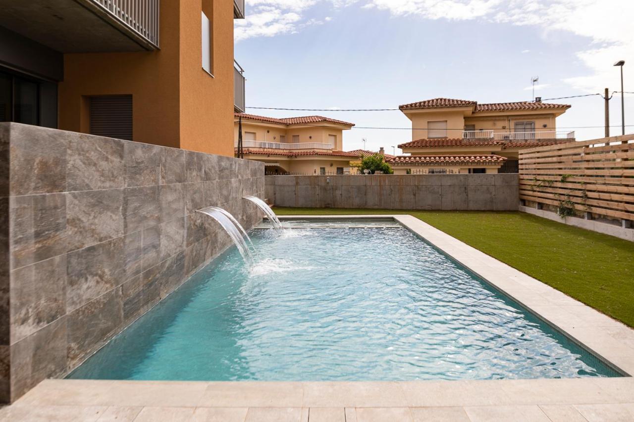 albana apartaments turístics L' Escala Exterior foto